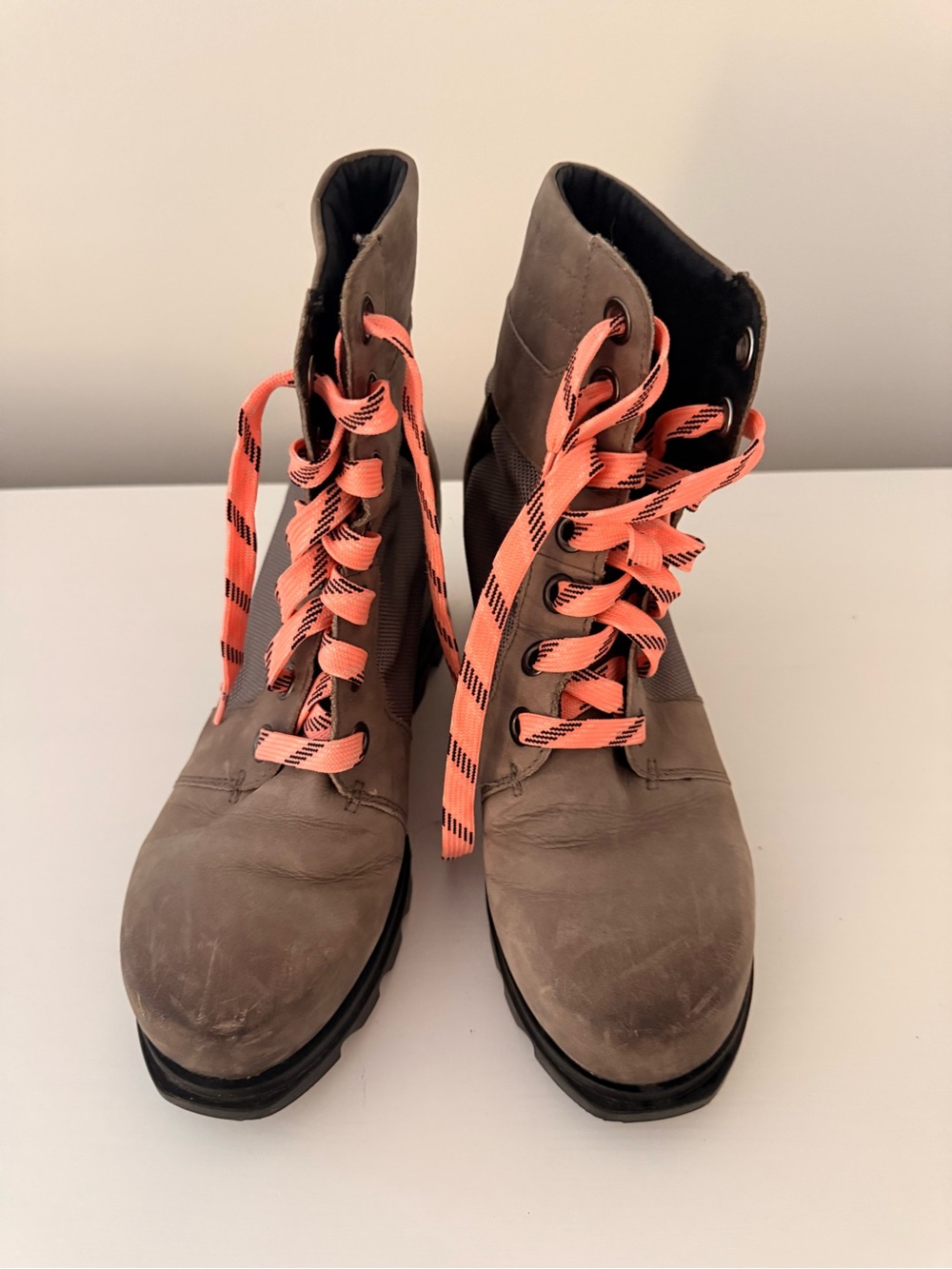 Sorel Joan of Arctic III waterproof wedge booties - size 7.5